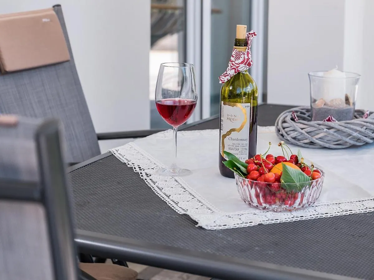 3 & 4 Bedrooms Apartment Simona Porec 0*,  Croatia